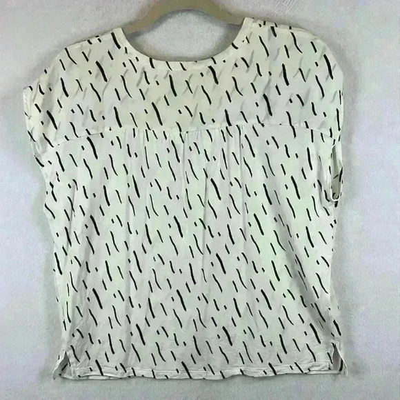 LOFT Women’s Blouse / Top Sz M Cream and Black Multi-Media Polyester and Rayon - Picture 3 of 9